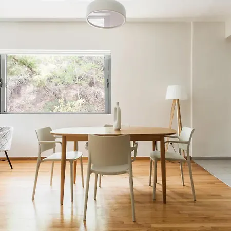 Apartment The Hill By Zoia Living *