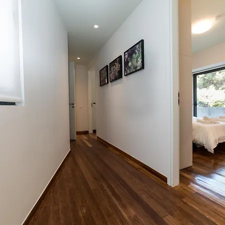 Apartment The Hill By Zoia Living
