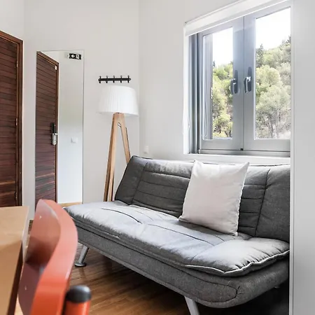 The Hill By Zoia Living Apartament