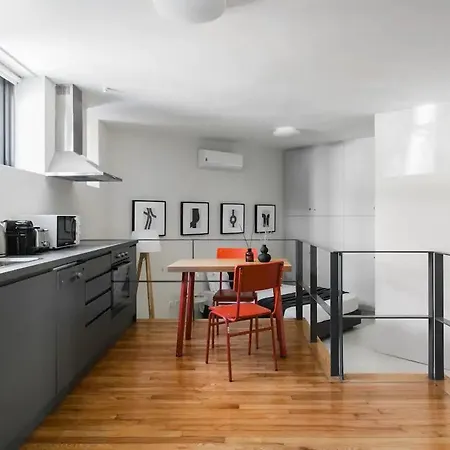 The Hill By Zoia Living Apartment